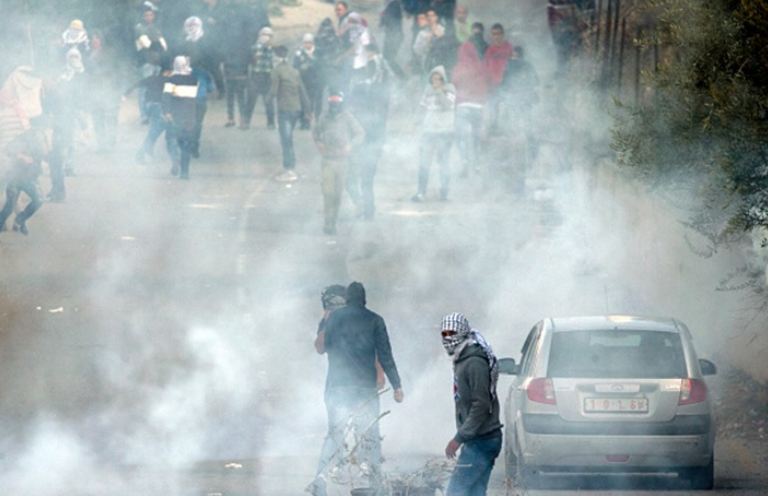 مواجهات مع الاحتلال لليوم التاسع ودعوات لجمعة غضب
