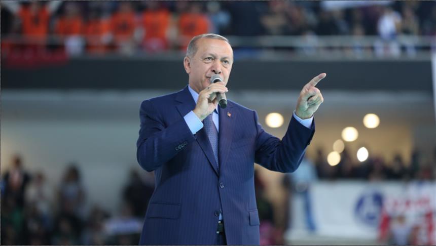 أردوغان: سنجمد ممتلكات وزيري العدل والداخلية الأمريكيين في تركيا