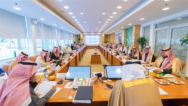 السعودية تعلن موعد إصدار التأشيرات السياحية الإلكترونية .